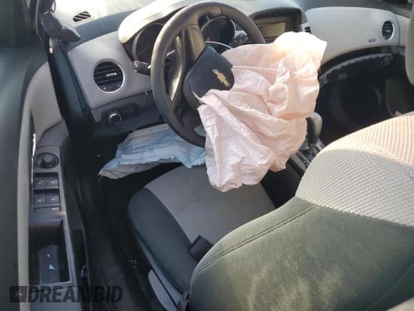 ✅ 2012 Chevrolet Cruze LS • VIN: 1G1PC5SH1C7231953 • Лот: 85680625. Опубликован ранее на Copart с пробегом Не указан. Бесплатный доступ к архиву аукционных продаж из США и подробный отчёт об истории автомобиля на DreamBid. Изображение 8.