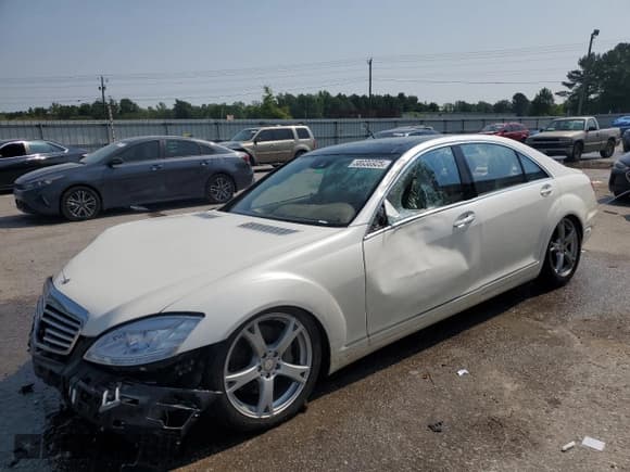 ✅ 2013 Mercedes-Benz S 550 • VIN: WDDNG9EB6DA536893 • Lot: 58936925. Listed on Copart with 129,081 mi. Free auction sales archive from the USA and detailed vehicle history report at DreamBid. Image 1.