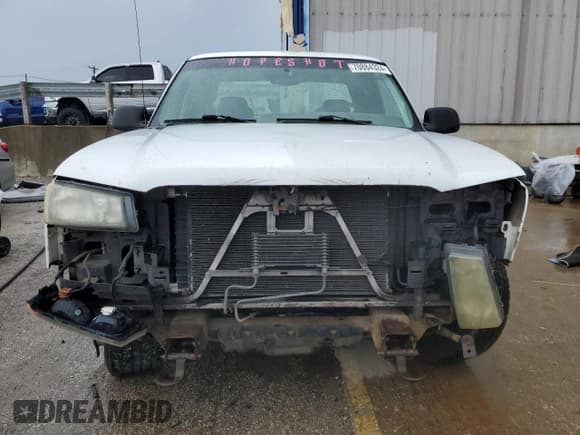 ✅ 2003 Chevrolet Silverado 1500 Work Truck • VIN: 1GCEC19V93E117245 • Лот: 70884324. Опубликован ранее на Copart с пробегом 228 577 миль. Бесплатный доступ к архиву аукционных продаж из США и подробный отчёт об истории автомобиля на DreamBid. Изображение 5.