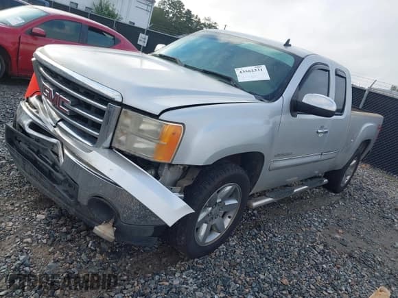 ✅ 2012 GMC Sierra 1500 SLE • VIN: 1GTR1VE06CZ326072 • Лот: 43562331. Опубликован ранее на IAAI с пробегом 196 856 миль. Бесплатный доступ к архиву аукционных продаж из США и подробный отчёт об истории автомобиля на DreamBid. Изображение 2.