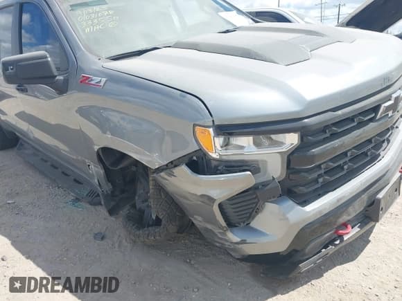 ✅ 2024 Chevrolet Silverado 1500 LT Trail Boss • VIN: 3GCUDFED3RG333550 • Lot: 43269407. Wystawiony na IAAI z przebiegiem Nie podano. Bezpłatny archiwum sprzedaży aukcyjnych z USA i szczegółowy raport historii pojazdu na DreamBid. Zdjęcie 16.