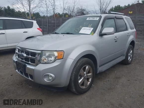 ✅ 2009 Ford Escape Limited • VIN: 1FMCU04G39KA92288 • Lot: 43573741. Listed on IAAI with 143,621 mi. Free auction sales archive from the USA and detailed vehicle history report at DreamBid. Image 2.