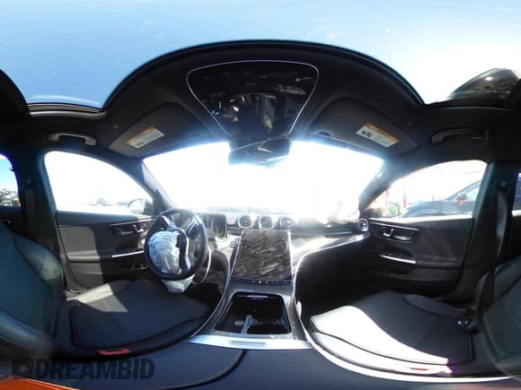 ✅ 2022 Mercedes-Benz C 300 • VIN: W1KAF4GB6NR064263 • Lot: 43357547. Wystawiony na IAAI z przebiegiem 22 910 mil. Bezpłatny archiwum sprzedaży aukcyjnych z USA i szczegółowy raport historii pojazdu na DreamBid. Zdjęcie 18.