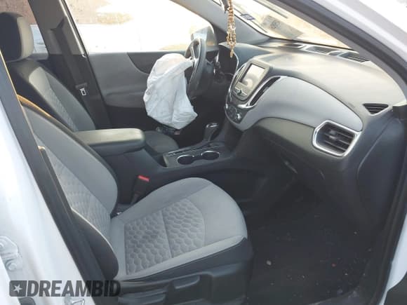 ✅ 2020 Chevrolet Equinox LT • VIN: 2GNAXJEV0L6164006 • Lot: 43519260. Listed on IAAI with 60,174 mi. Free auction sales archive from the USA and detailed vehicle history report at DreamBid. Image 5.