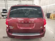 ✅ 2019 Dodge Grand Caravan SXT • VIN: 2C4RDGCG6KR800274 • Лот: 43126404. Опубликован ранее на IAAI с пробегом 117 357 миль. Бесплатный доступ к архиву аукционных продаж из США и подробный отчёт об истории автомобиля на DreamBid. Изображение 17.