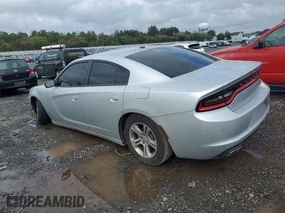 ✅ 2022 Dodge Charger SXT • VIN: 2C3CDXBGXNH227496 • Лот: 72037665. Опубликован ранее на Copart с пробегом 59 460 миль. Бесплатный доступ к архиву аукционных продаж из США и подробный отчёт об истории автомобиля на DreamBid. Изображение 2.