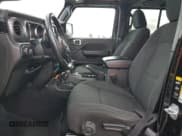 ✅ 2022 Jeep Wrangler Unlimited Sport Altitude • VIN: 1C4HJXDN5NW270327 • Лот: 46409555. Опубликован ранее на Copart с пробегом 61 916 миль. Бесплатный доступ к архиву аукционных продаж из США и подробный отчёт об истории автомобиля на DreamBid. Изображение 7.