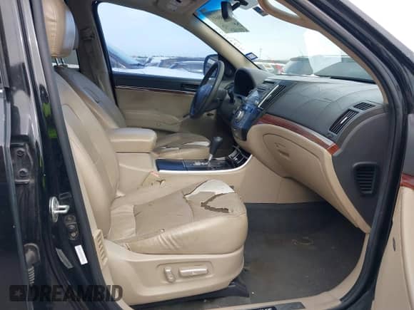 2010 Hyundai Veracruz GLS с VIN KM8NU4CC4AU137164, выставлен на аукционе IAAI как лот 41789693 с пробегом 172 756 миль миль и . История ставок и продаж доступна на DreamBid. Изображение 5.