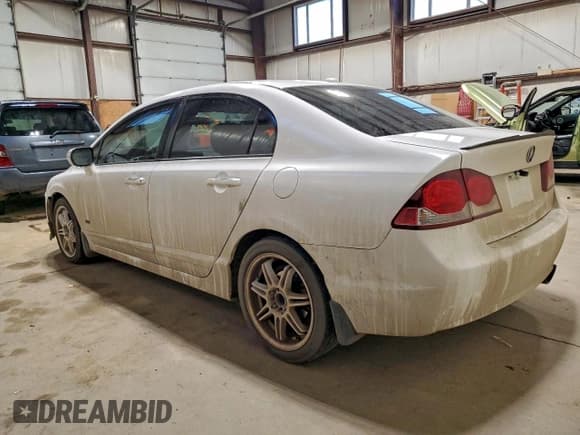 ✅ 2011 Acura CSX • VIN: 2HHFD5E75BH201504 • Lot: 94110275. Wystawiony na Copart z przebiegiem 143 970 mil. Bezpłatny archiwum sprzedaży aukcyjnych z USA i szczegółowy raport historii pojazdu na DreamBid. Zdjęcie 2.