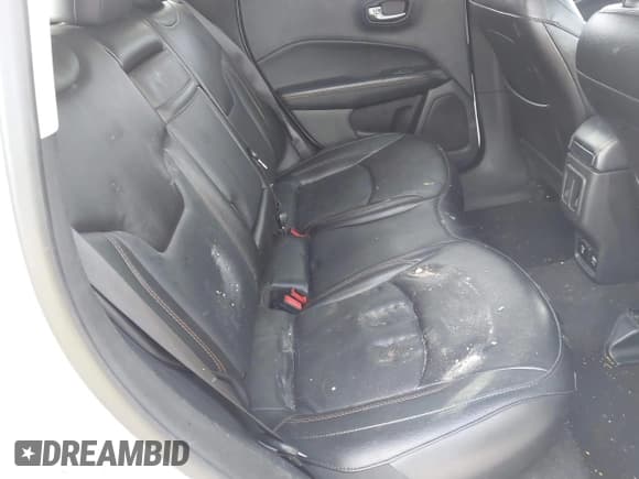 ✅ 2020 Jeep Compass Limited • VIN: 3C4NJCCB1LT114565 • Lot: 42516295. Listed on IAAI with 136,533 mi. Free auction sales archive from the USA and detailed vehicle history report at DreamBid. Image 8.