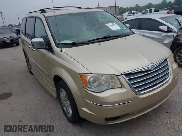 ✅ 2010 Chrysler Town & Country Limited • VIN: 2A4RR7DX5AR361352 • Lot: 39364282. Wystawiony na IAAI z przebiegiem 98 942 mil. Bezpłatny archiwum sprzedaży aukcyjnych z USA i szczegółowy raport historii pojazdu na DreamBid. Zdjęcie 1.
