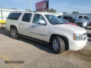 ✅ 2013 Chevrolet Suburban LTZ • VIN: 1GNSCKE02DR206532 • Lot: 68021635. Wystawiony na Copart z przebiegiem 176 162 mil. Bezpłatny archiwum sprzedaży aukcyjnych z USA i szczegółowy raport historii pojazdu na DreamBid. Zdjęcie 4.
