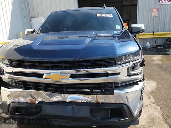 ✅ 2019 Chevrolet Silverado 1500 LT • VIN: 1GCRWCED4KZ191715 • Lot: 80177235. Wystawiony na Copart z przebiegiem 84 433 mil. Bezpłatny archiwum sprzedaży aukcyjnych z USA i szczegółowy raport historii pojazdu na DreamBid. Zdjęcie 13.