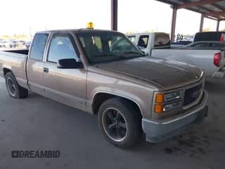 1997 GMC Sierra 1500 с VIN 2GTEC19RXV1548717, выставлен на аукционе IAAI как лот 43628225 с пробегом 290 016 миль миль и . История ставок и продаж доступна на DreamBid. Изображение 1.