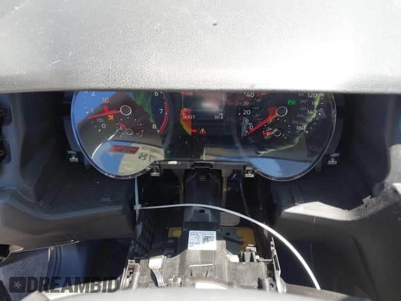 ✅ 2020 Volkswagen Tiguan S • VIN: 3VV1B7AXXLM033223 • Lot: 42906678. Wystawiony na IAAI z przebiegiem 36 927 mil. Bezpłatny archiwum sprzedaży aukcyjnych z USA i szczegółowy raport historii pojazdu na DreamBid. Zdjęcie 20.