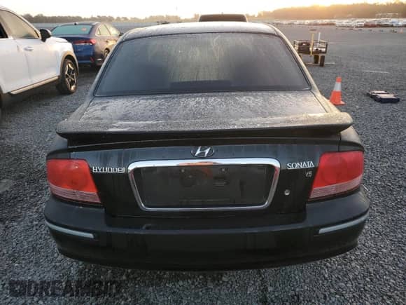 2004 Hyundai Sonata GLS with VIN KMHWF35H74A953650, listed as a Copart auction lot 75109914 with 131,062 mi miles and Clean title. Bid and sale history available at DreamBid. Image 6.