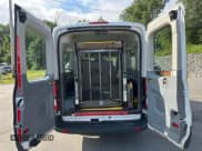 ✅ 2017 Ford Transit XL • VIN: 1FDZX2CM0HKA42015 • Lot: 64076855. Wystawiony na Copart z przebiegiem 252 406 mil. Bezpłatny archiwum sprzedaży aukcyjnych z USA i szczegółowy raport historii pojazdu na DreamBid. Zdjęcie 8.