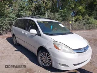✅ 2008 Toyota Sienna XLE • VIN: 5TDZK22CX8S208531 • Lot: 43414715. Wystawiony na IAAI z przebiegiem 182 362 mil. Bezpłatny archiwum sprzedaży aukcyjnych z USA i szczegółowy raport historii pojazdu na DreamBid. Zdjęcie 1.