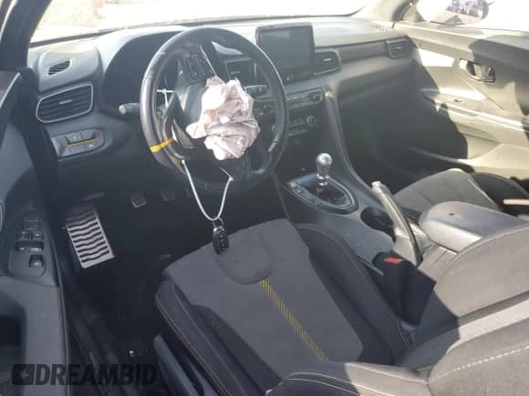 2019 Hyundai Veloster Turbo R-Spec z VIN KMHTH6AB7KU020391, wystawiony jako Copart lot #49840155 z przebiegiem 116 984 mil mil oraz Szkoda całkowita • Salvage title. Historia ofert i sprzedaży dostępna na DreamBid. Obrazek 8.