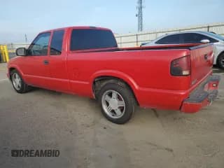 ✅ 2000 Chevrolet S-10 LS • VIN: 1GCCS1942Y8128417 • Лот: 85965684. Опубликован ранее на Copart с пробегом 233 097 миль. Бесплатный доступ к архиву аукционных продаж из США и подробный отчёт об истории автомобиля на DreamBid. Изображение 2.