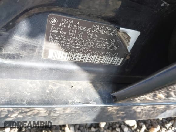 ✅ 2006 BMW 3 Series 325i • VIN: WBAVB17506NK35272 • Lot: 43401862. Listed on IAAI with Not provided. Free auction sales archive from the USA and detailed vehicle history report at DreamBid. Image 9.