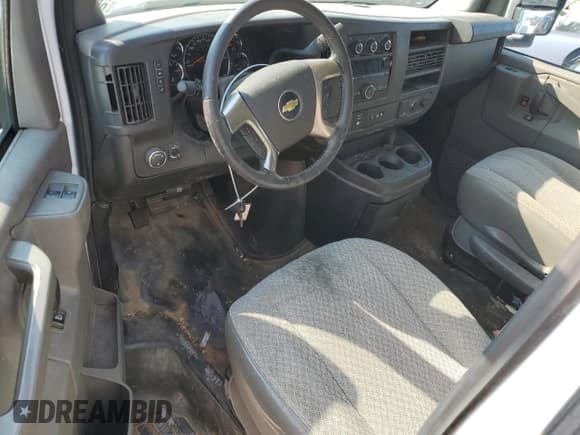 ✅ 2019 Chevrolet Express Commercial • VIN: 1GB0GRFG4K1196465 • Лот: 66754394. Опубликован ранее на Copart с пробегом 103 770 миль. Бесплатный доступ к архиву аукционных продаж из США и подробный отчёт об истории автомобиля на DreamBid. Изображение 8.