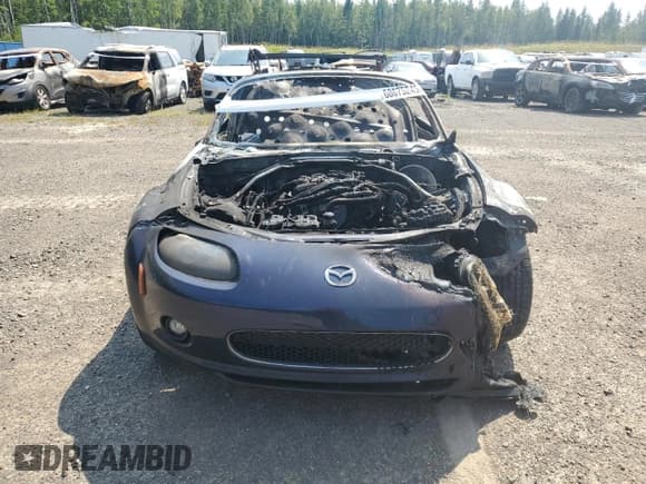 ✅ 2007 Mazda MX-5 Miata Grand Touring • VIN: JM1NC26F070136269 • Lot: 68675245. Wystawiony na Copart z przebiegiem Nie podano. Bezpłatny archiwum sprzedaży aukcyjnych z USA i szczegółowy raport historii pojazdu na DreamBid. Zdjęcie 5.