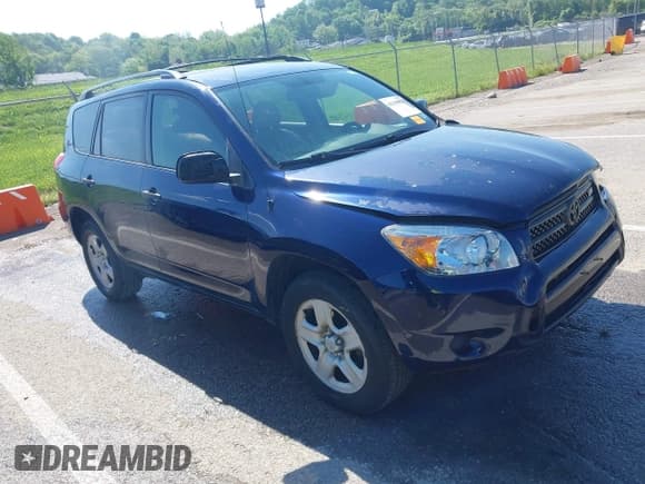 ✅ 2007 Toyota RAV4 • VIN: JTMZK33V575006495 • Lot: 42198829. Listed on IAAI with 241,919 mi. Free auction sales archive from the USA and detailed vehicle history report at DreamBid. Image 1.