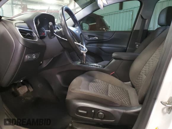 ✅ 2018 Chevrolet Equinox LT • VIN: 2GNAXSEV6J6103746 • Лот: 84611525. Опубликован ранее на Copart с пробегом 156 518 миль. Бесплатный доступ к архиву аукционных продаж из США и подробный отчёт об истории автомобиля на DreamBid. Изображение 7.