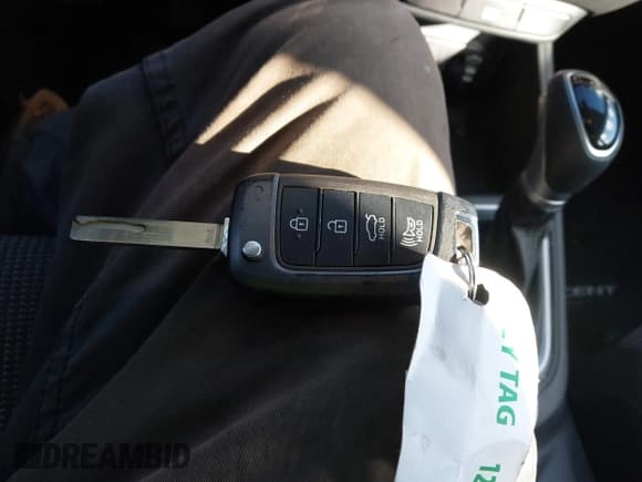 ✅ 2022 Hyundai Accent SE • VIN: 3KPC24A65NE158723 • Лот: 41196817. Опубликован ранее на IAAI с пробегом 22 349 миль. Бесплатный доступ к архиву аукционных продаж из США и подробный отчёт об истории автомобиля на DreamBid. Изображение 11.