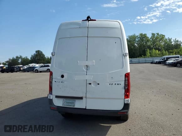 ✅ 2022 Mercedes-Benz Sprinter Cargo • VIN: W1Y4EBHY2NT092478 • Lot: 67320225. Listed on Copart with Not provided. Free auction sales archive from the USA and detailed vehicle history report at DreamBid. Image 6.