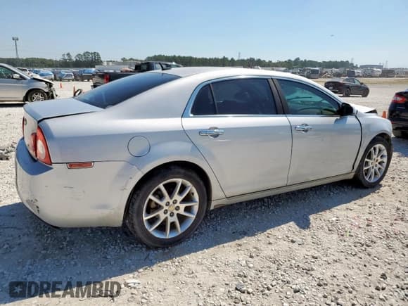 ✅ 2011 Chevrolet Malibu LTZ • VIN: 1G1ZE5EU4BF383435 • Лот: 86629315. Опубликован ранее на Copart с пробегом 114 354 миль. Бесплатный доступ к архиву аукционных продаж из США и подробный отчёт об истории автомобиля на DreamBid. Изображение 3.