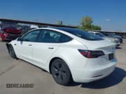 ✅ 2023 Tesla Model 3 • VIN: 5YJ3E1EA1PF606036 • Lot: 43476297. Wystawiony na IAAI z przebiegiem Nie podano. Bezpłatny archiwum sprzedaży aukcyjnych z USA i szczegółowy raport historii pojazdu na DreamBid. Zdjęcie 3.