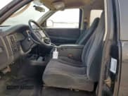 ✅ 2001 Dodge Dakota • VIN: 1B7GL22X01S328598 • Lot: 57521505. Wystawiony na Copart z przebiegiem 207 173 mil. Bezpłatny archiwum sprzedaży aukcyjnych z USA i szczegółowy raport historii pojazdu na DreamBid. Zdjęcie 7.