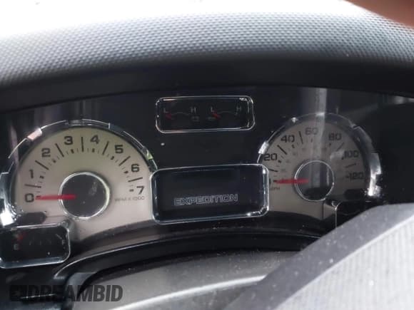 ✅ 2011 Ford Expedition Max Limited • VIN: 1FMJK2A53BEF16097 • Lot: 41462670. Listed on IAAI with Not provided. Free auction sales archive from the USA and detailed vehicle history report at DreamBid. Image 15.