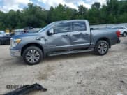 ✅ 2017 Nissan Titan SL • VIN: 1N6AA1E64HN556943 • Lot: 69141485. Wystawiony na Copart z przebiegiem 187 413 mil. Bezpłatny archiwum sprzedaży aukcyjnych z USA i szczegółowy raport historii pojazdu na DreamBid. Zdjęcie 1.