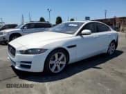 ✅ 2017 Jaguar XE 25t Prestige • VIN: SAJAE4BG1HA952939 • Lot: 63829485. Wystawiony na Copart z przebiegiem 67 543 mil. Bezpłatny archiwum sprzedaży aukcyjnych z USA i szczegółowy raport historii pojazdu na DreamBid. Zdjęcie 1.