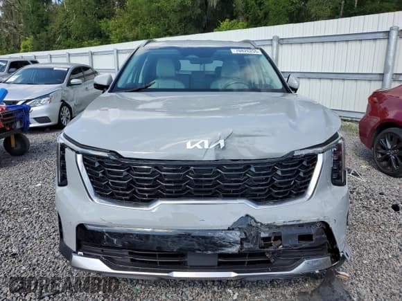 ✅ 2024 Kia Sorento S • VIN: 5XYRL4JCXRG271816 • Lot: 70826255. Listed on Copart with 20,731 mi. Free auction sales archive from the USA and detailed vehicle history report at DreamBid. Image 5.