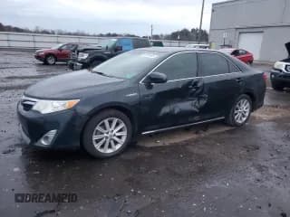 ✅ 2013 Toyota Camry LE • VIN: 4T1BD1FK7DU088843 • Lot: 90438485. Listed on Copart with 290,398 mi. Free auction sales archive from the USA and detailed vehicle history report at DreamBid. Image 1.