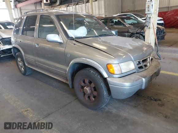 ✅ 2001 Kia Sportage • VIN: KNDJA723615064338 • Lot: 42531660. Wystawiony na IAAI z przebiegiem 227 882 mil. Bezpłatny archiwum sprzedaży aukcyjnych z USA i szczegółowy raport historii pojazdu na DreamBid. Zdjęcie 1.