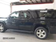 ✅ 2010 Chevrolet Suburban LT • VIN: 1GNUKJE38AR220673 • Lot: 42626250. Listed on IAAI with 239,771 mi. Free auction sales archive from the USA and detailed vehicle history report at DreamBid. Image 15.