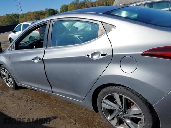 ✅ 2015 Hyundai Elantra SE • VIN: KMHDH4AE8FU381735 • Lot: 43453591. Listed on IAAI with 98,245 mi. Free auction sales archive from the USA and detailed vehicle history report at DreamBid. Image 6.