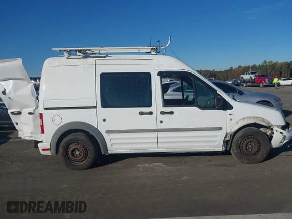 ✅ 2010 Ford Transit Connect XLT • VIN: NM0LS7BNXAT039586 • Lot: 43619608. Wystawiony na IAAI z przebiegiem 259 924 mil. Bezpłatny archiwum sprzedaży aukcyjnych z USA i szczegółowy raport historii pojazdu na DreamBid. Zdjęcie 13.