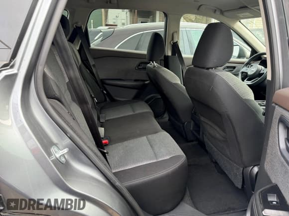 ✅ 2022 Nissan Rogue S • VIN: 5N1BT3AB1NC717994 • Lot: 43780294. Wystawiony na IAAI z przebiegiem 85 975 mil. Bezpłatny archiwum sprzedaży aukcyjnych z USA i szczegółowy raport historii pojazdu na DreamBid. Zdjęcie 7.