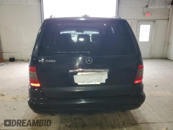 ✅ 2005 Mercedes-Benz M 500 • VIN: 4JGAB75E55A548553 • Lot: 55667495. Listed on Copart with 146,197 mi. Free auction sales archive from the USA and detailed vehicle history report at DreamBid. Image 6.