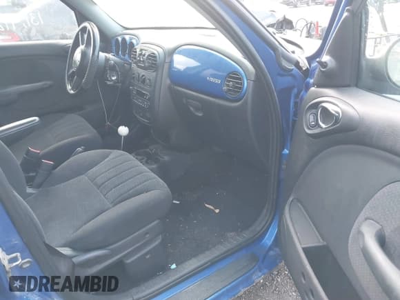 ✅ 2004 Chrysler PT Cruiser • VIN: 3C4FY48B54T329785 • Lot: 41206864. Listed on IAAI with 131,412 mi. Free auction sales archive from the USA and detailed vehicle history report at DreamBid. Image 5.