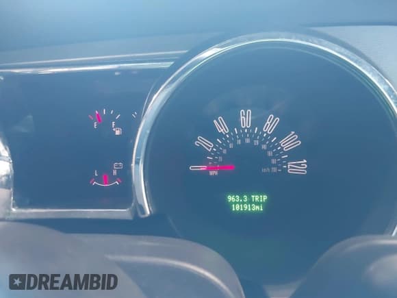 ✅ 2007 Ford Mustang Deluxe • VIN: 1ZVHT84N575330273 • Lot: 43074318. Listed on IAAI with 101,913 mi. Free auction sales archive from the USA and detailed vehicle history report at DreamBid. Image 7.