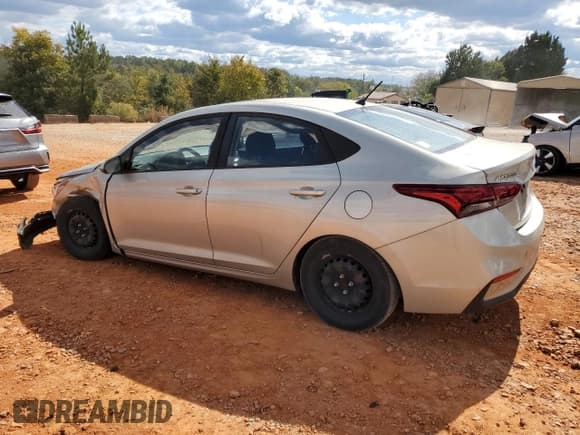 ✅ 2018 Hyundai Accent SEL • VIN: 3KPC24A39JE008517 • Лот: 76168134. Опубликован ранее на Copart с пробегом 88 830 миль. Бесплатный доступ к архиву аукционных продаж из США и подробный отчёт об истории автомобиля на DreamBid. Изображение 2.