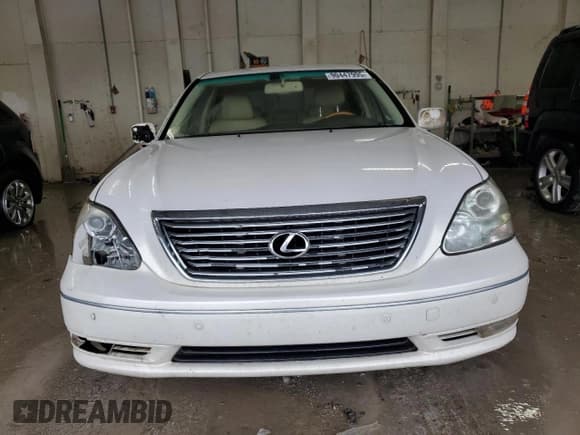 ✅ 2005 Lexus LS 430 • VIN: JTHBN36F055008230 • Лот: 90447995. Опубликован ранее на Copart с пробегом 299 213 миль. Бесплатный доступ к архиву аукционных продаж из США и подробный отчёт об истории автомобиля на DreamBid. Изображение 5.