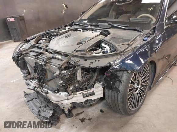 ✅ 2022 Mercedes-Benz S 580 • VIN: W1K6G7GB7NA155304 • Lot: 41783600. Listed on IAAI with 57,739 mi. Free auction sales archive from the USA and detailed vehicle history report at DreamBid. Image 6.